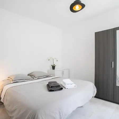 Appartement T2 hyper centre à Périgueux 1 chambre Lou Chabrol Exterior foto